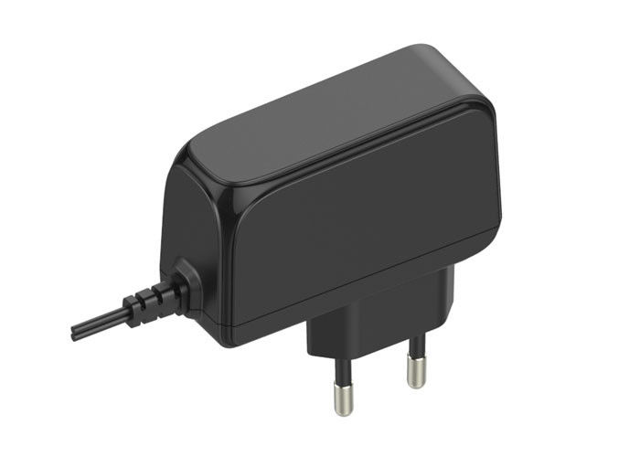 EN60950 18W EU Plug Universal AC Power Adapter Black 2 Pin 1500ma